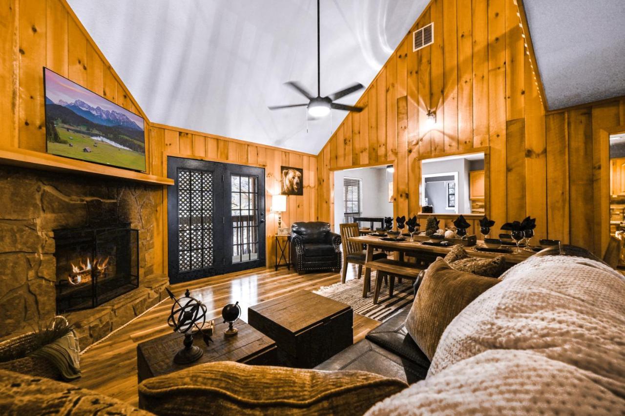 Private Mountain Cabin, Hot Tub Escape In The Smokies, With The View 塞维尔维尔 外观 照片