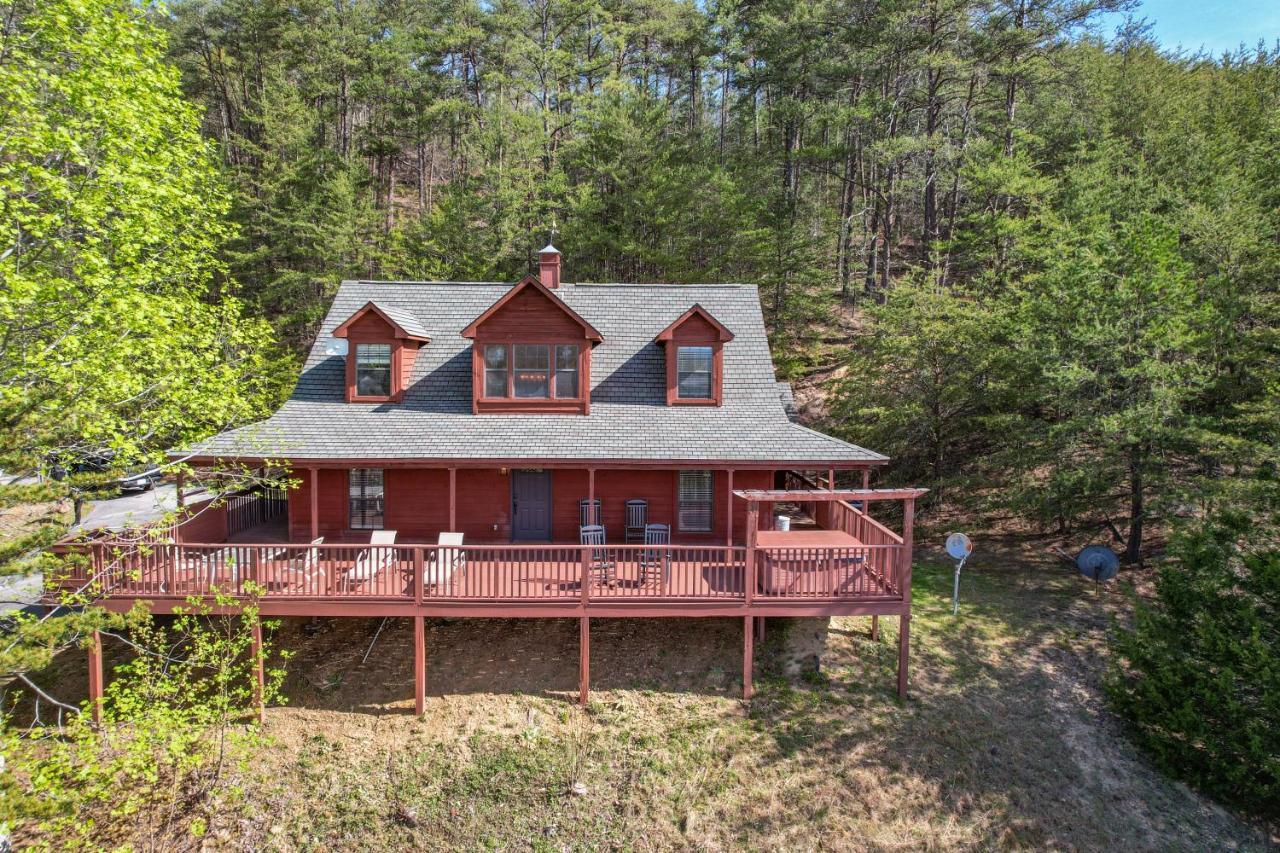 Private Mountain Cabin, Hot Tub Escape In The Smokies, With The View 塞维尔维尔 外观 照片