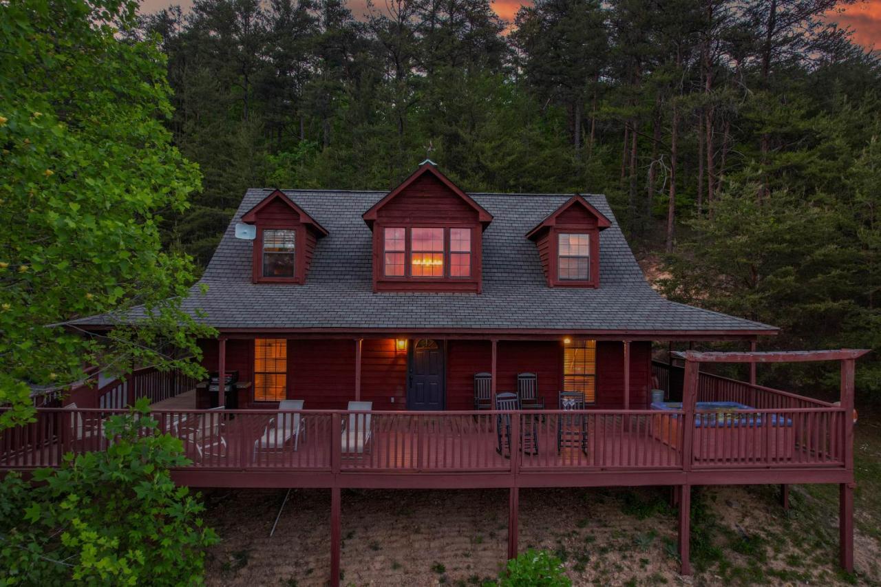 Private Mountain Cabin, Hot Tub Escape In The Smokies, With The View 塞维尔维尔 外观 照片