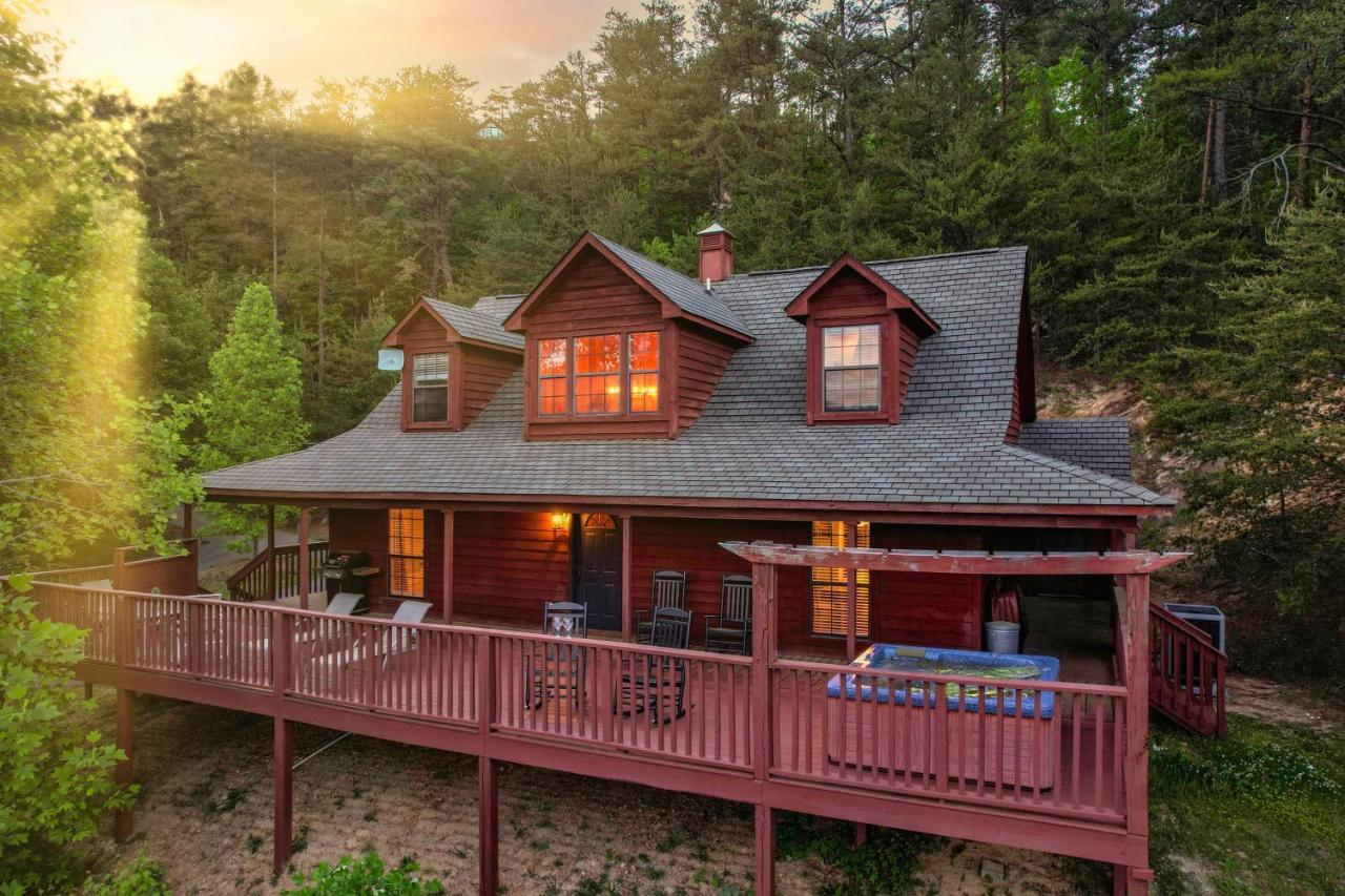 Private Mountain Cabin, Hot Tub Escape In The Smokies, With The View 塞维尔维尔 外观 照片